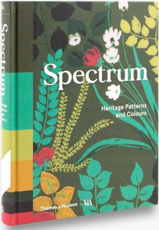книга Spectrum: Heritage Patterns and Colours, автор: Ros Byam Shaw