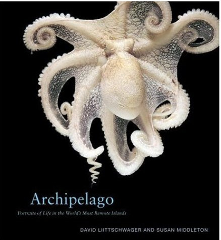 книга Archipelago: Portréts of Life in the World's Most Remote Island Sanctuary, автор: David Liittschwager, Susan Middleton