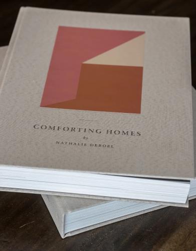 книга Comforting Homes: by Nathalie Deboel, автор: Wim Pauwels