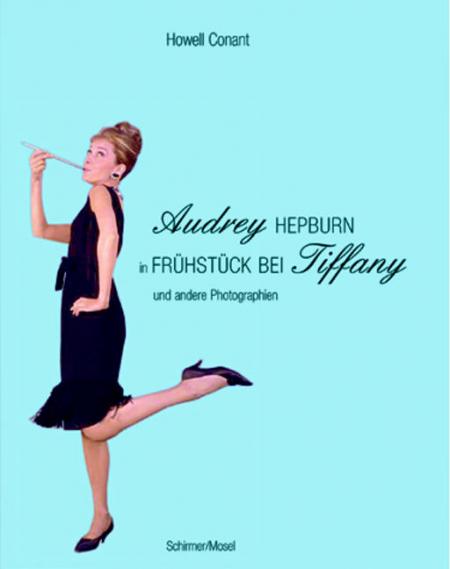 книга Audrey Hepburn в "Breakfast at Tiffany's", автор: Howell Conant