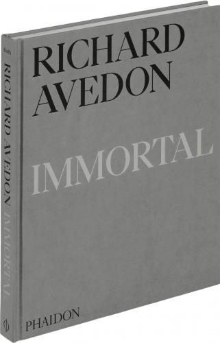 книга Richard Avedon Immortal: Portraits of Aging, 1951-2004, автор: Photographs by Richard Avedon. Edited by Paul Roth, with an introduction by Adam Gopnik and contributions from Vince Aletti and Gaëlle Morel
