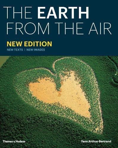 книга The Earth from the Air, автор: Yann Arthus-Bertrand