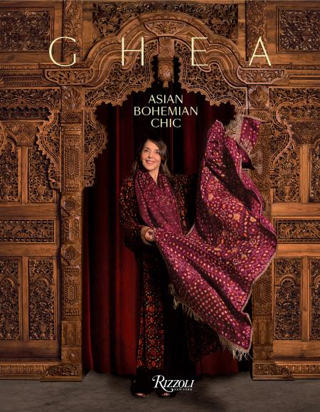 книга Asian Bohemian Chic: Indonesian Heritage Becomes Fashion, автор: Edited by Alessandra Bruni Lopez y Royo, Foreword by Irwan Mussry